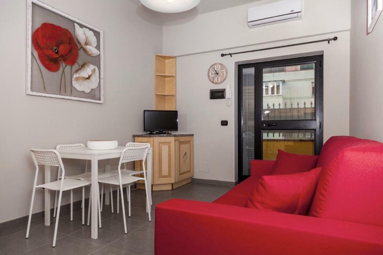 Riviera Hub Hotel Cisano sul Neva Kültér fotó