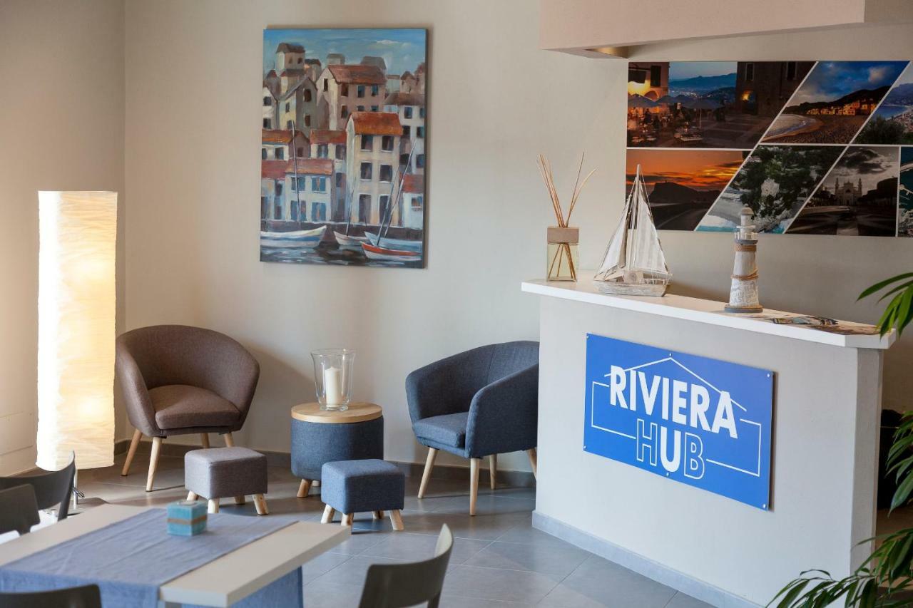 Riviera Hub Hotel Cisano sul Neva Kültér fotó